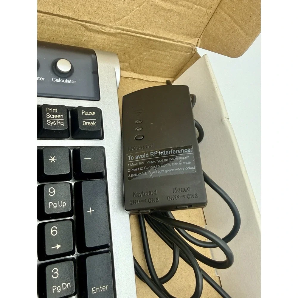 A4Tech RFKB-15 Wireless Multimedia Keyboard w/ RX-252 Receiver PS/2 Vintage